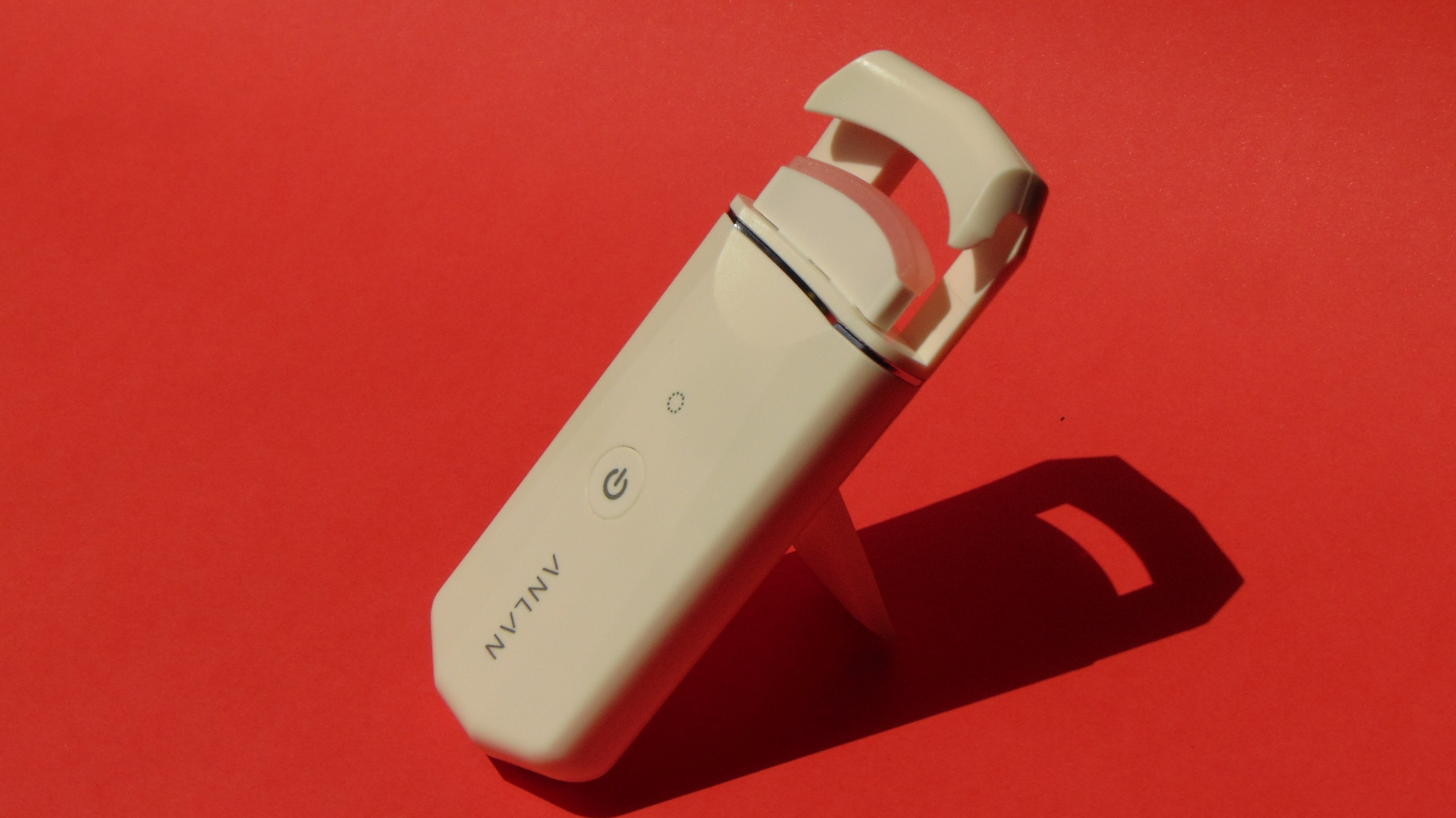 Electric Eyelash Curler
