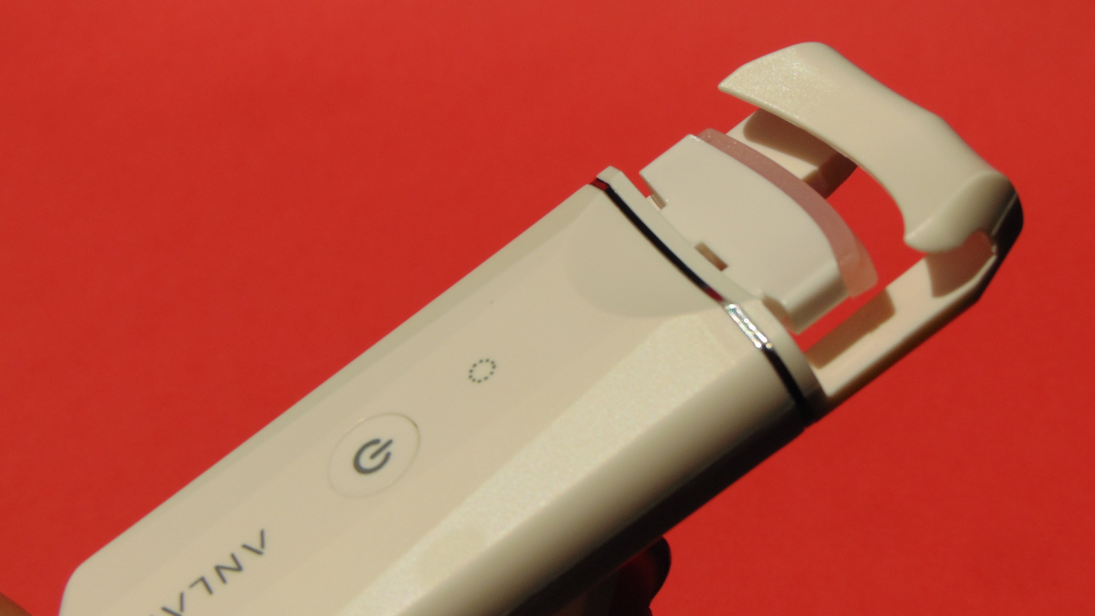 Electric Eyelash Curler